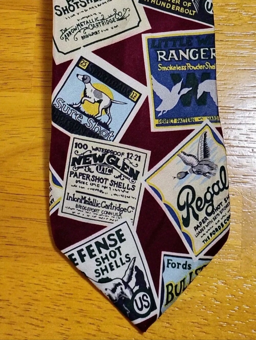 Vintage Roundtree & Yorke Silk Tie Hunting Labels Novelty Print Dadcore USA Made